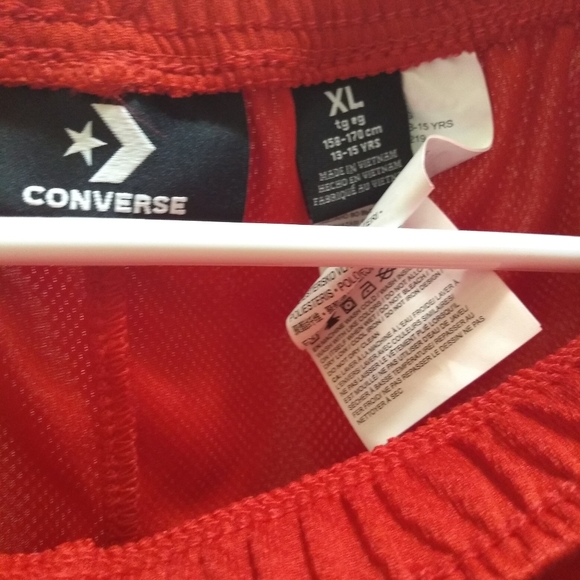 New Converse All star Boys sports shorts size XL (13_15y) Red - Picture 3 of 4